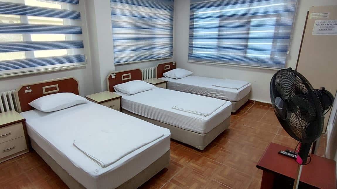 Üç Yataklı  Odamız